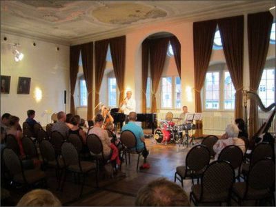 Lehrerkonzert-Schloss-Saal-24.07.2016-001.jpg
